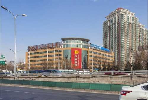 企业网站模板下载的全流程包括需求分析、模板选择、开发实施、测试部署等环节，需要综合考量并控制风险